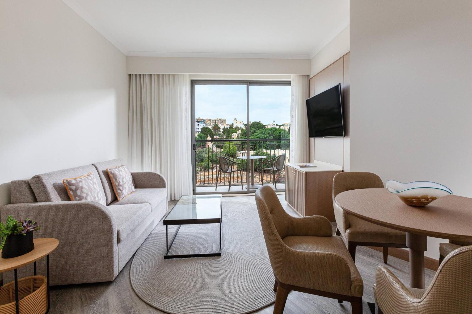 Malta Marriott Resort & Spa Saint Julian's Ngoại thất bức ảnh